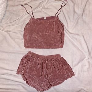 Super cute lingerie/sleep set